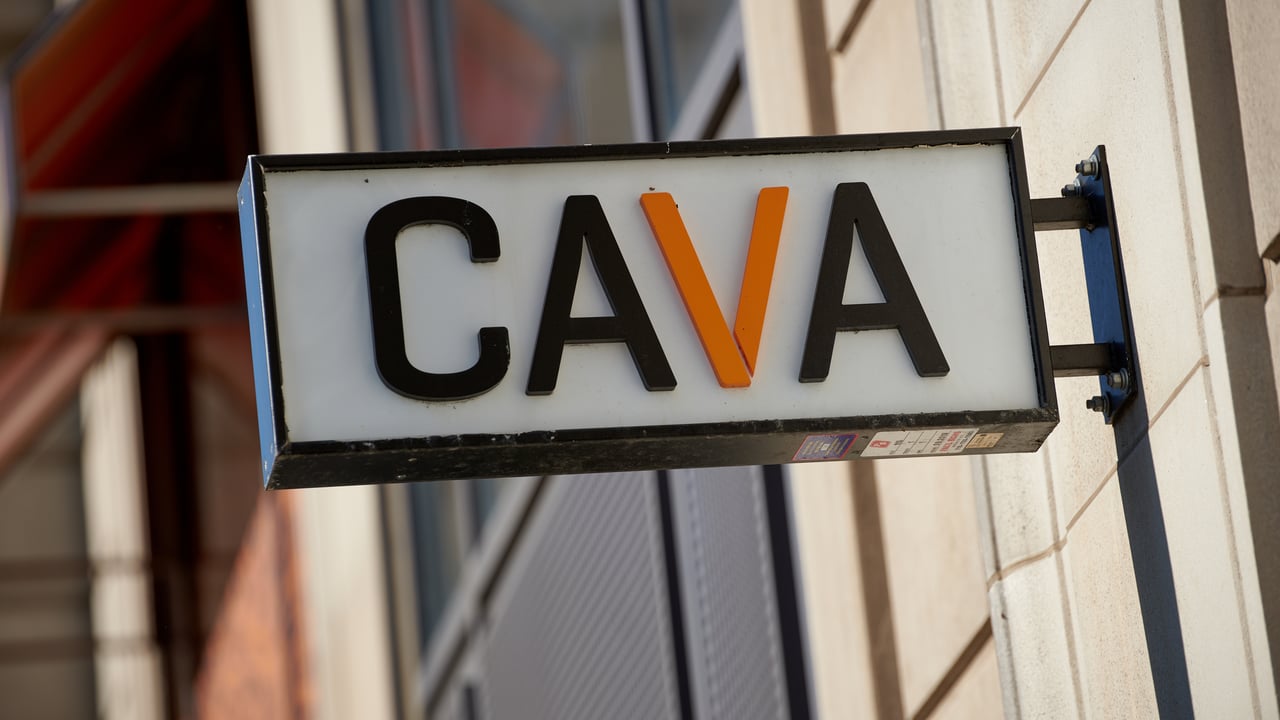 CAVA 1분기 실적 상회, Bioventus FDA 재분류에 전망 유지