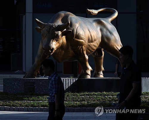 국민성장펀드 출시 첫날 87% 소진, 은행권 완판