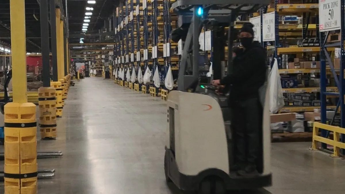 Advance Auto Parts consolidating supply chain for efficiency, inventory ...