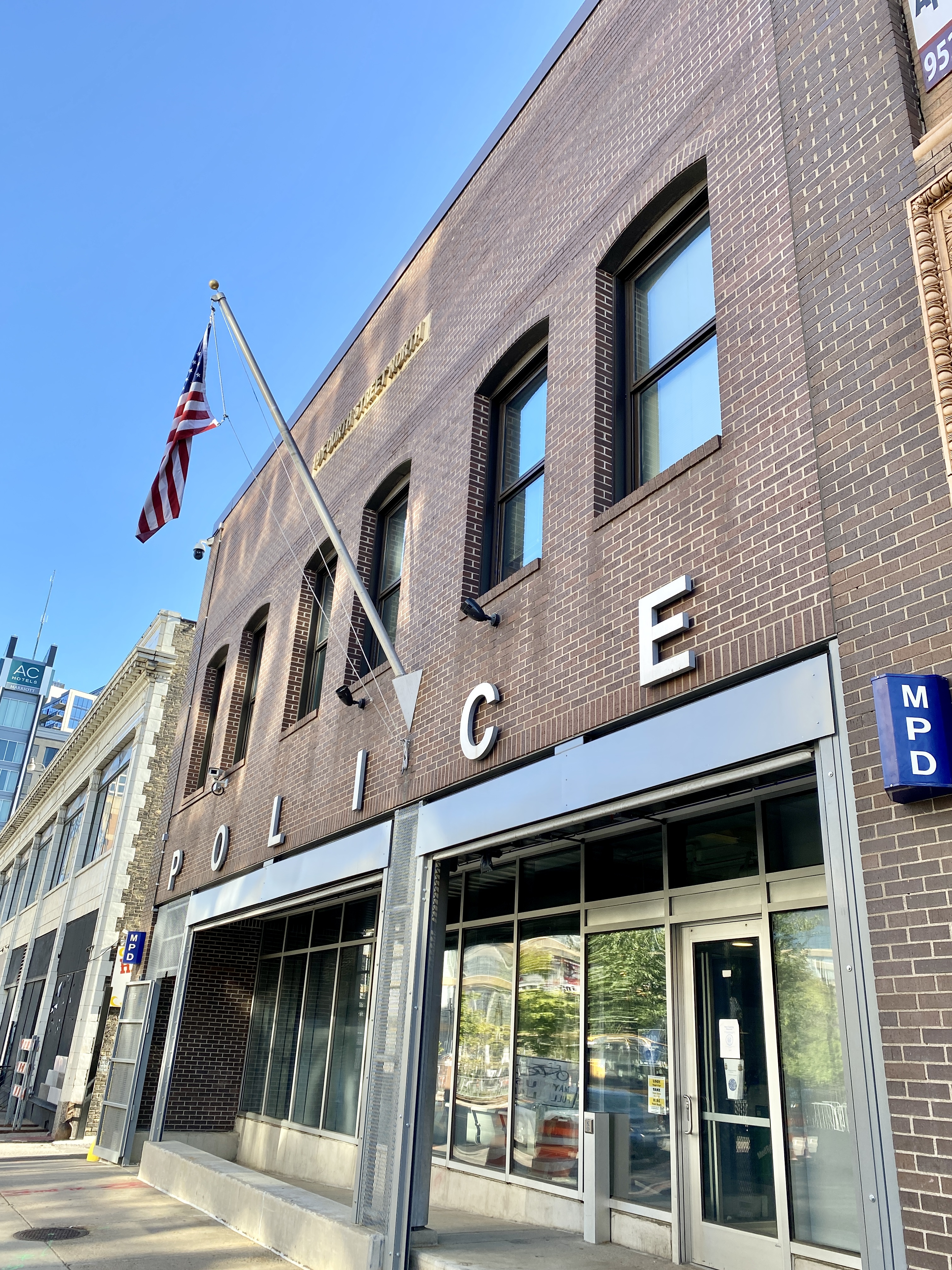 File:Minneapolis Police Department First Precinct Station, 4th Street,  Warehouse District