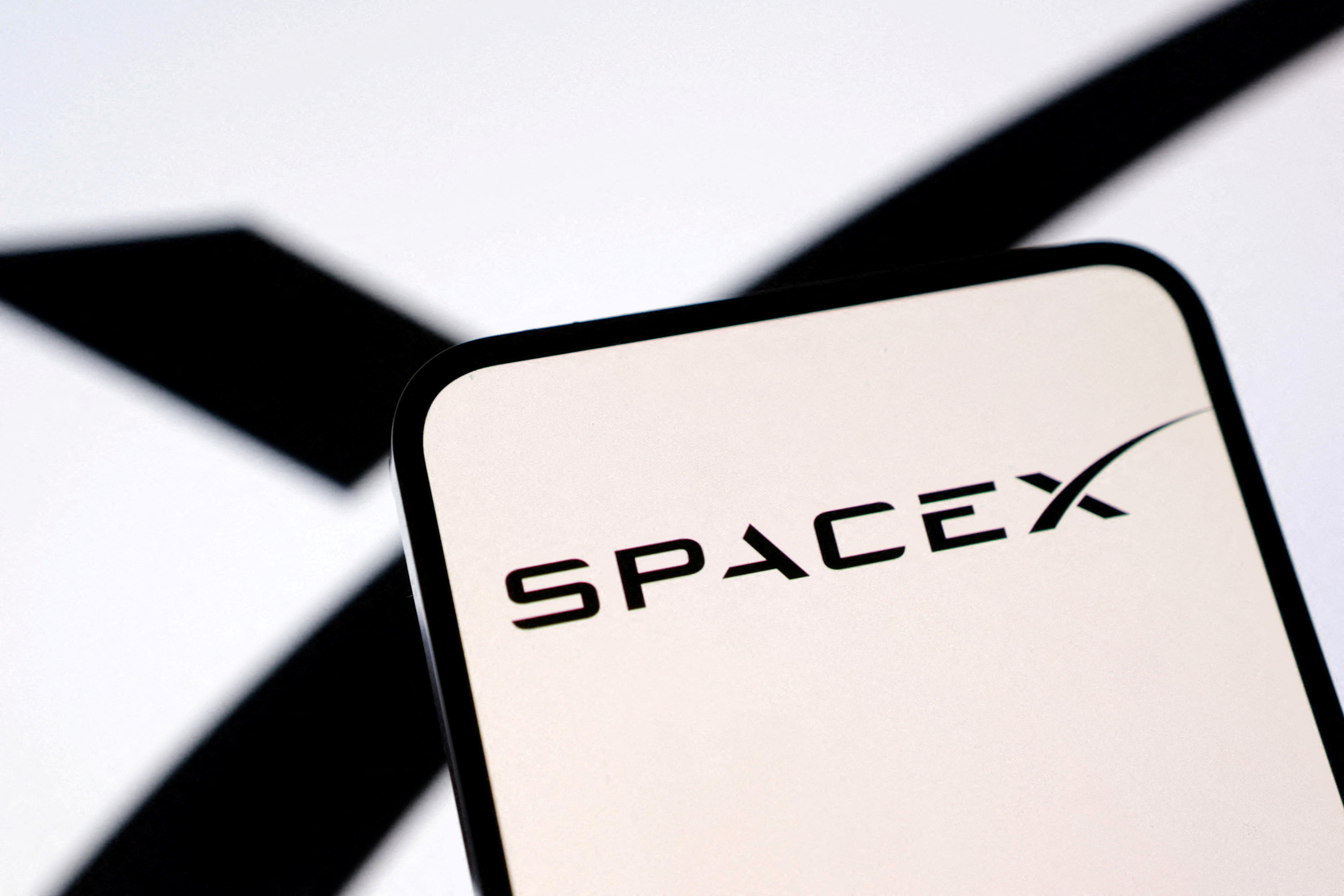 SpaceX could seek IPO valuation of over $1.75 trillion, Bloomberg says |  Reuters