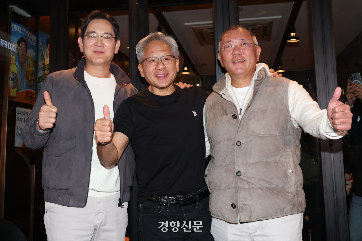 엔비디아 젠슨 황, 종로 토속촌서 삼계탕 식사