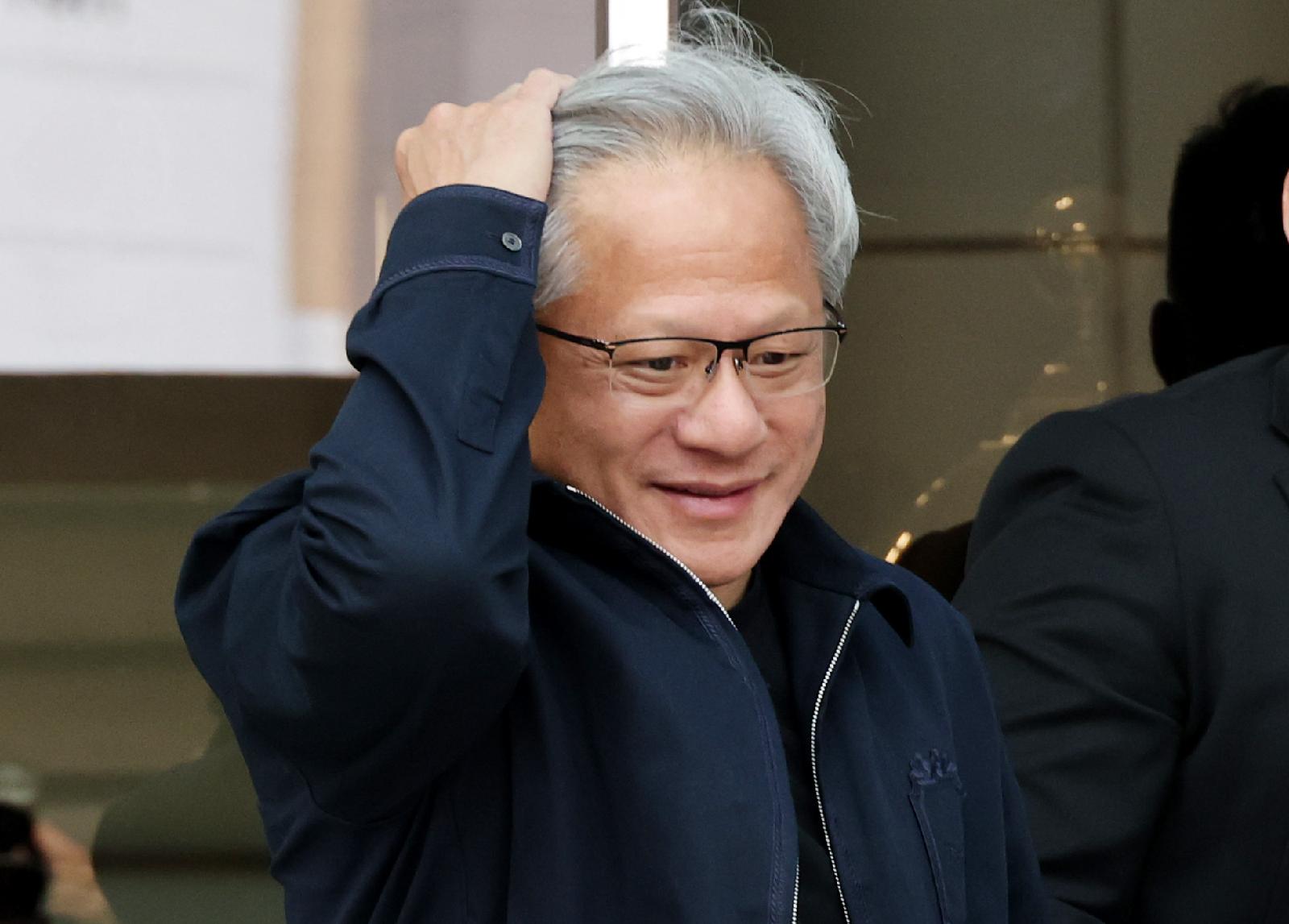엔비디아 젠슨 황 방한, 유퀴즈 녹화하고 두산베어스 시구