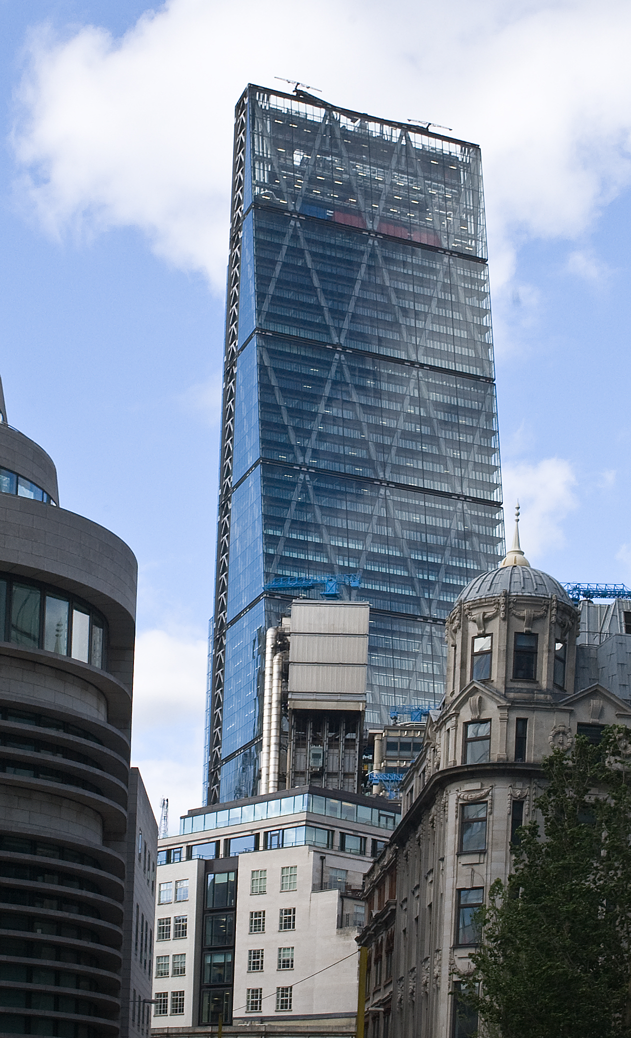 Aon plc - Wikipedia