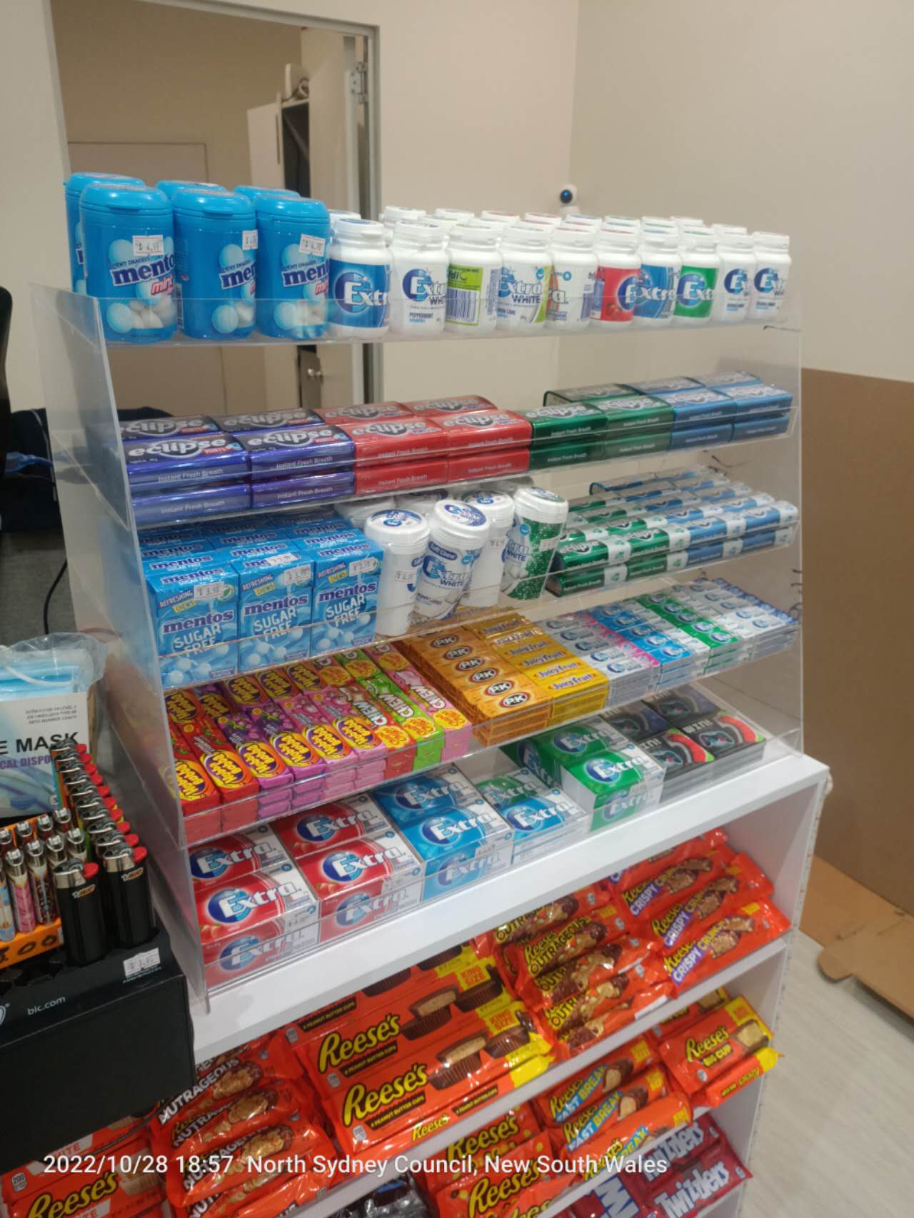 Lotte Gum Display Shelf [With Bonus Gum]
