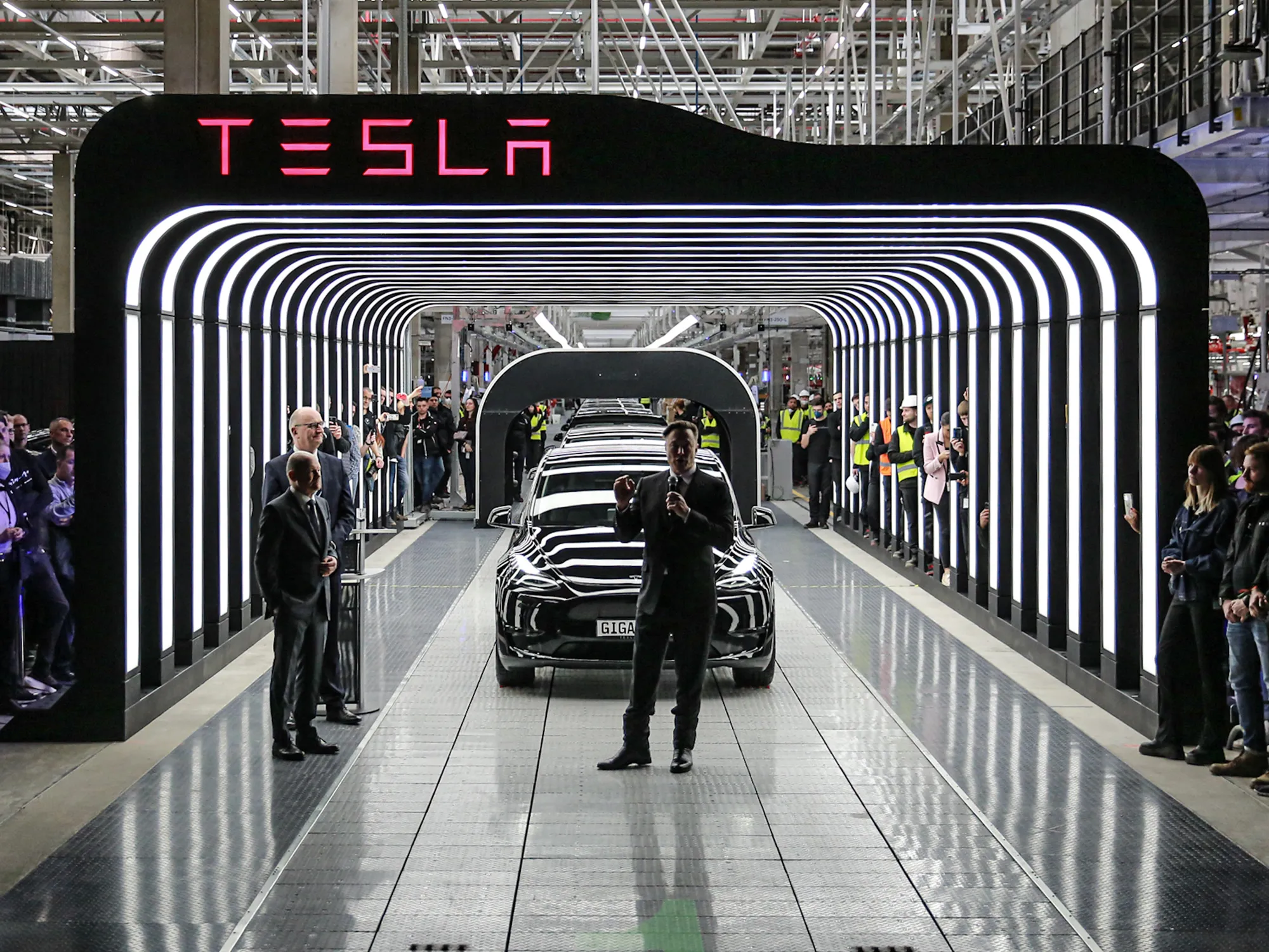 Elon Musk Dances at Tesla Gigafactory Opening Near Berlin, Tweets Thanks Germany - Bloomberg