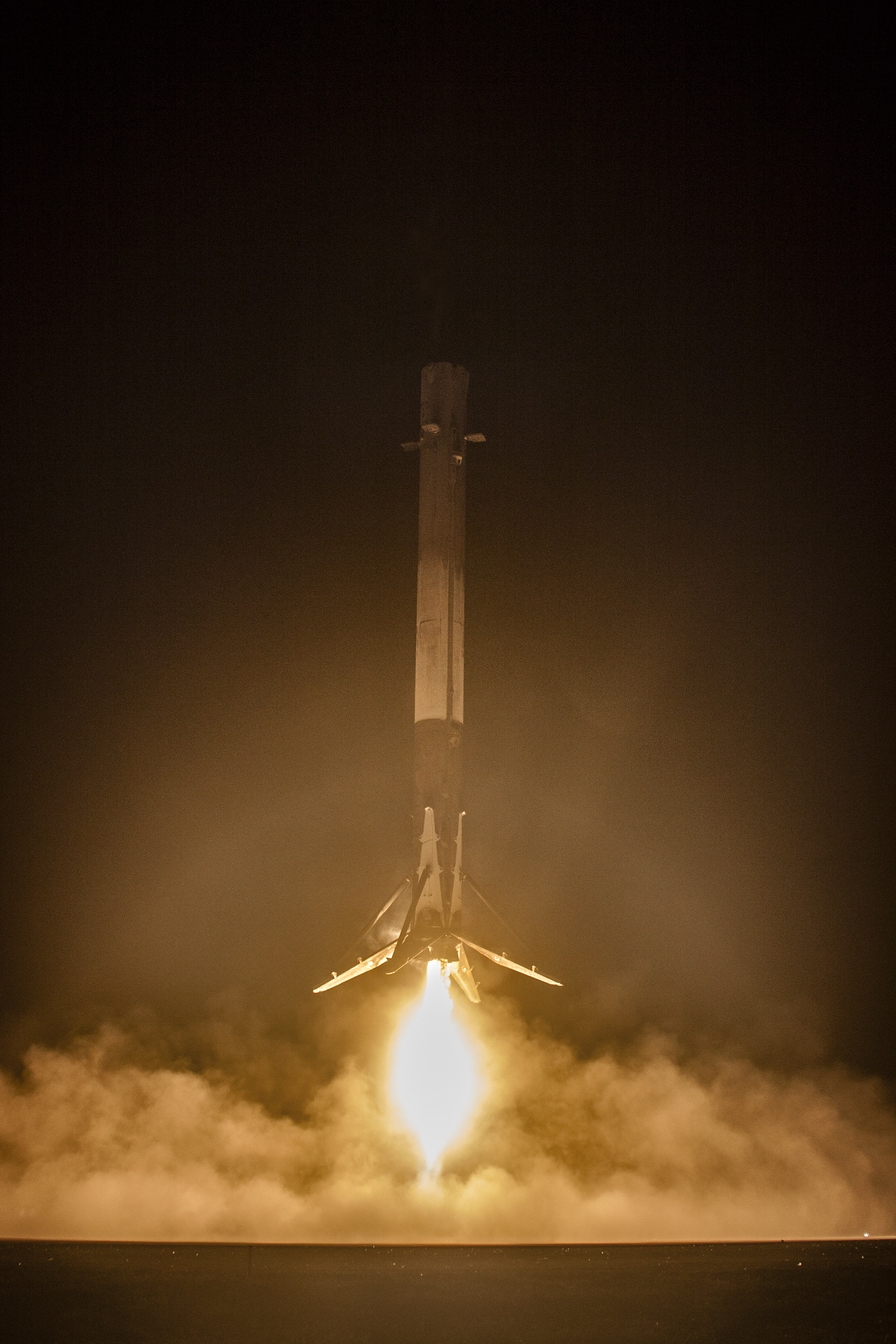 SpaceX reusable launch system development program - Wikipedia