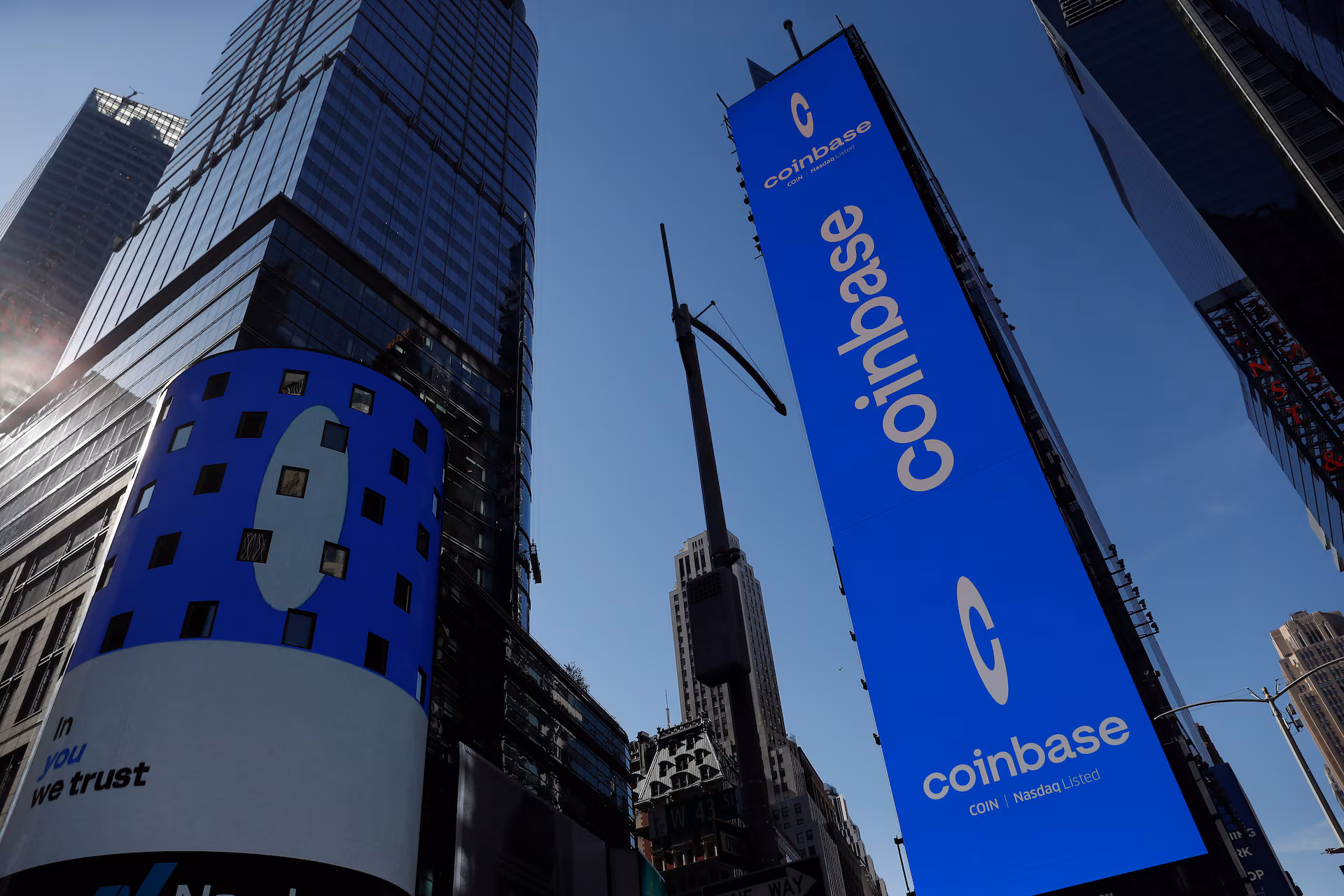 Coinbase expands lobbying network by hiring WilmerHale veteran