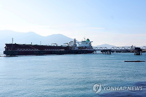 한국 유조선 홍해 9번째 통과, 국내 원유 수급과 연결