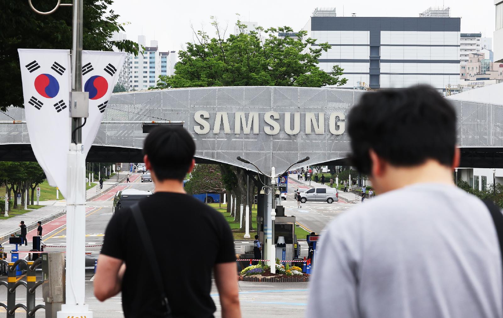 삼성전자 퇴직률 '연 10%' 주장은 집계 왜곡 탓