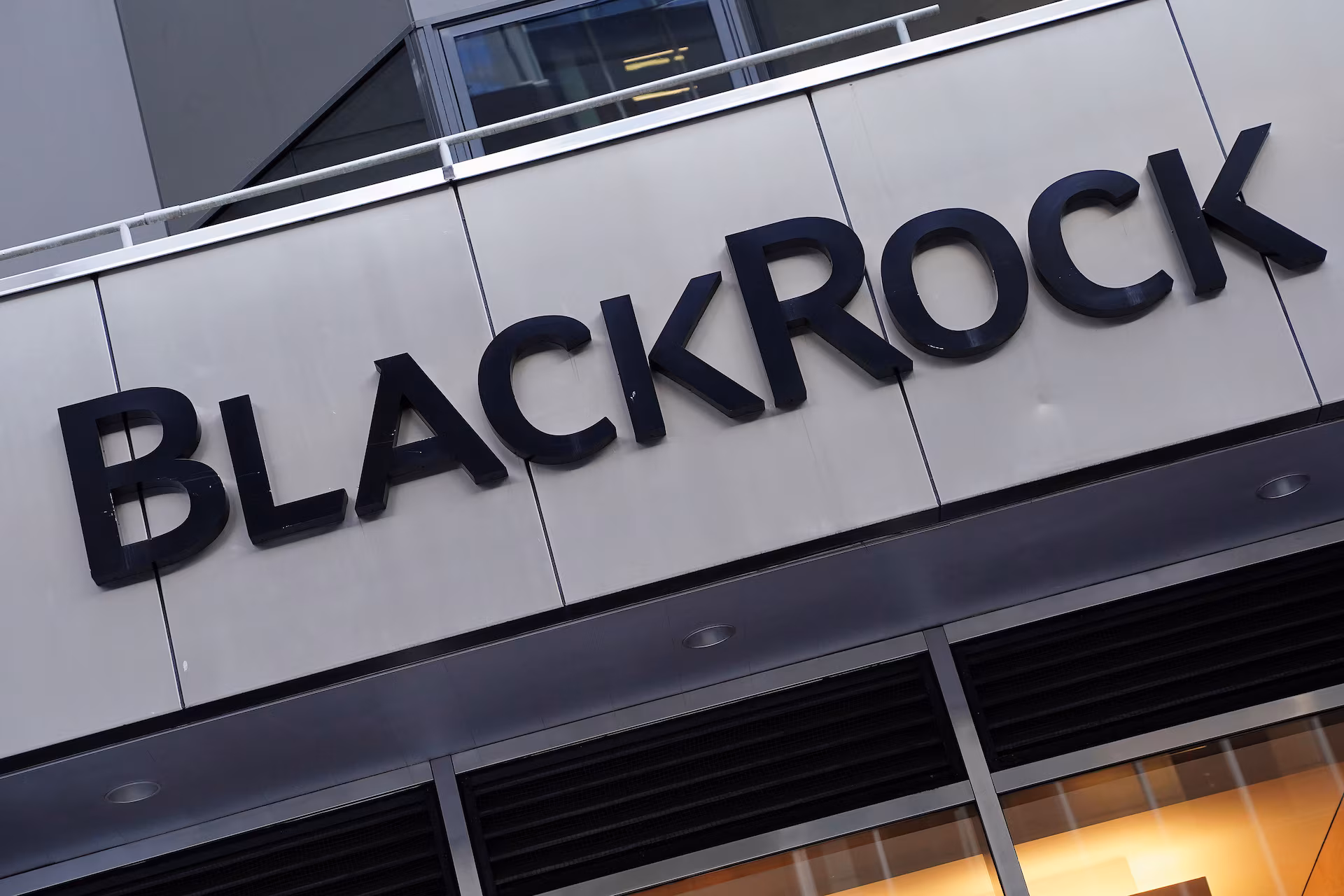 BlackRock spreads iShares custody work across Wall Street | Reuters
